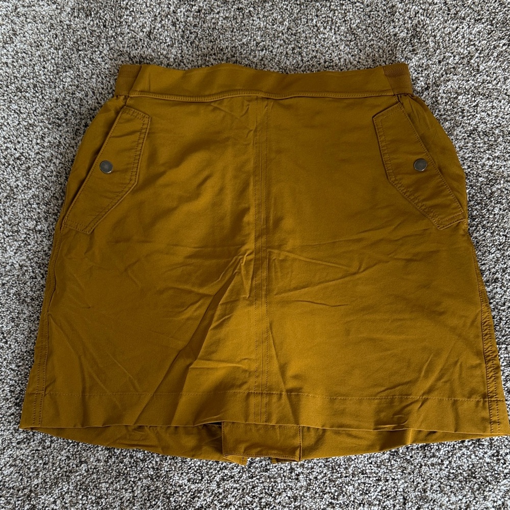 Athleta Mustard skort